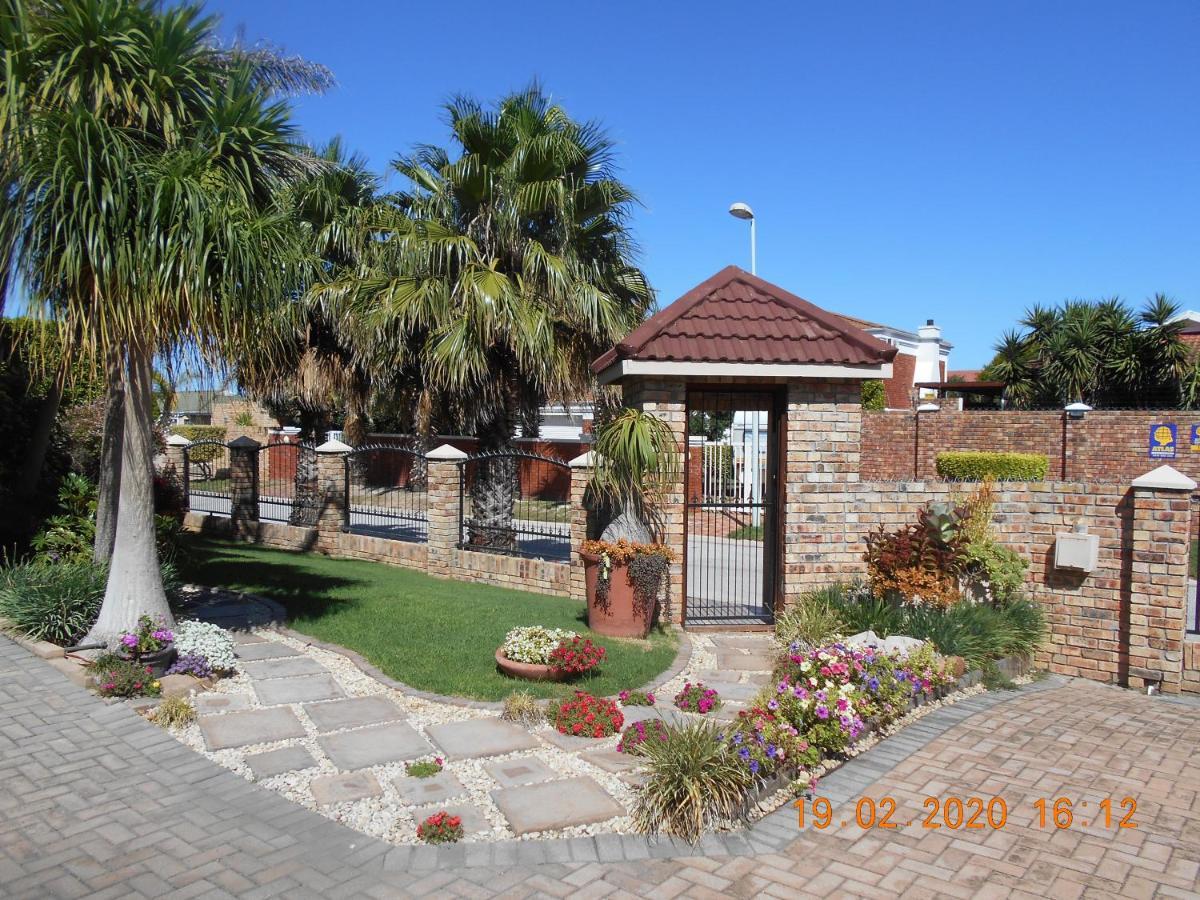 Splendida Hotel Port Elizabeth Exterior photo